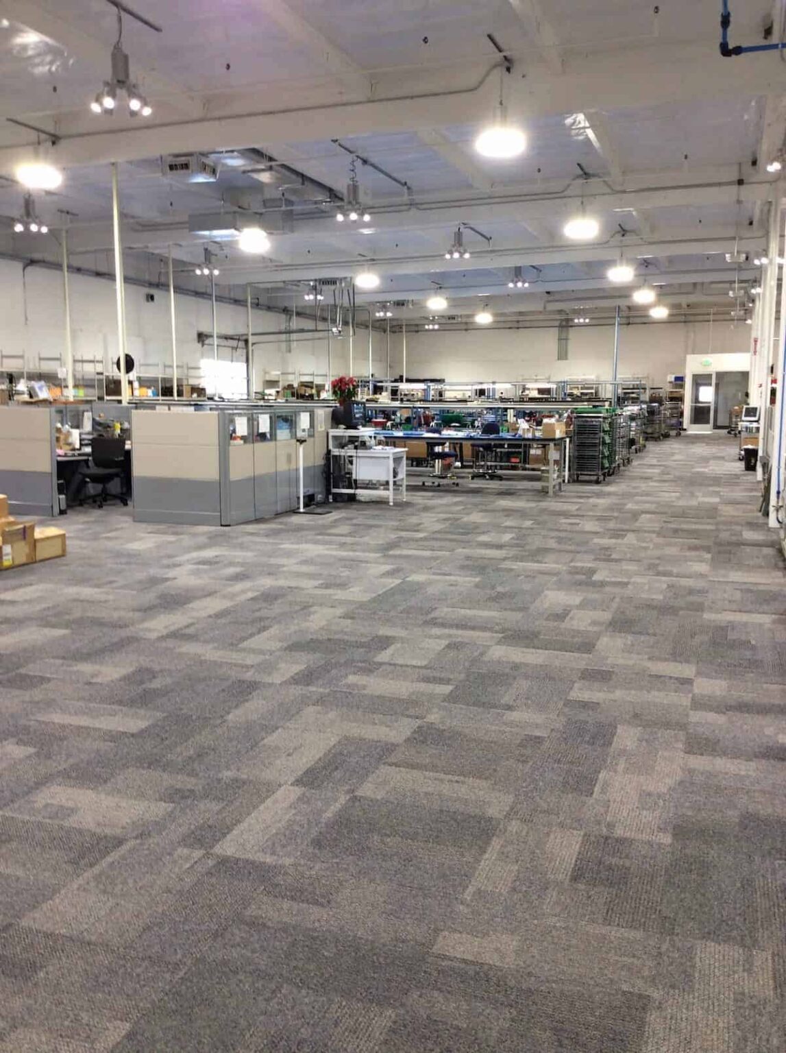 ShadowFX™ StaticDissipative Carpet with TacTiles® StaticWorx